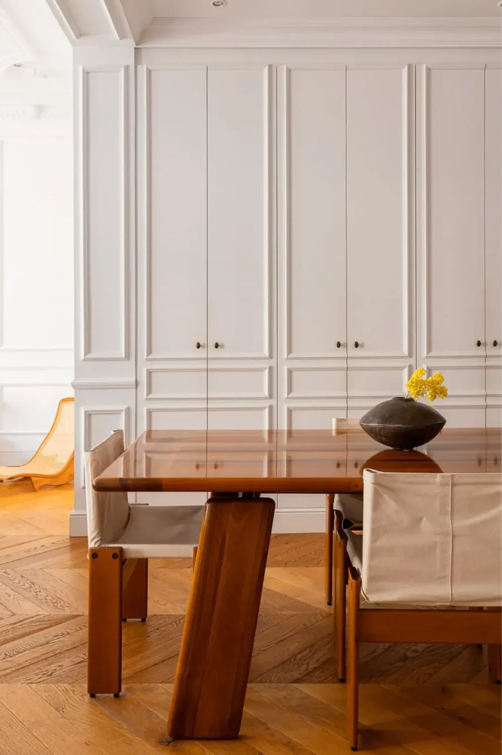 dining room built-in cabinets