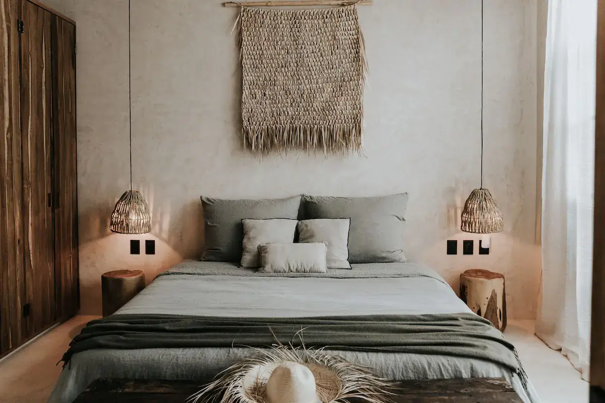natural-bedroom-blue-bedding-wooden-wardrobe-airbnb-tulum-nordroom