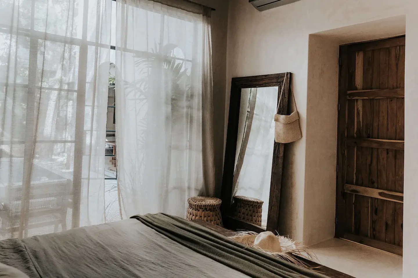 natural-bedroom-large-wooden-mirror-rustic-wooden-door-nordroom
